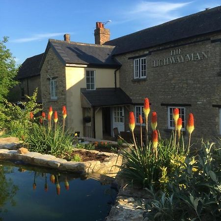 The Highwayman Hotel Kidlington Exterior photo