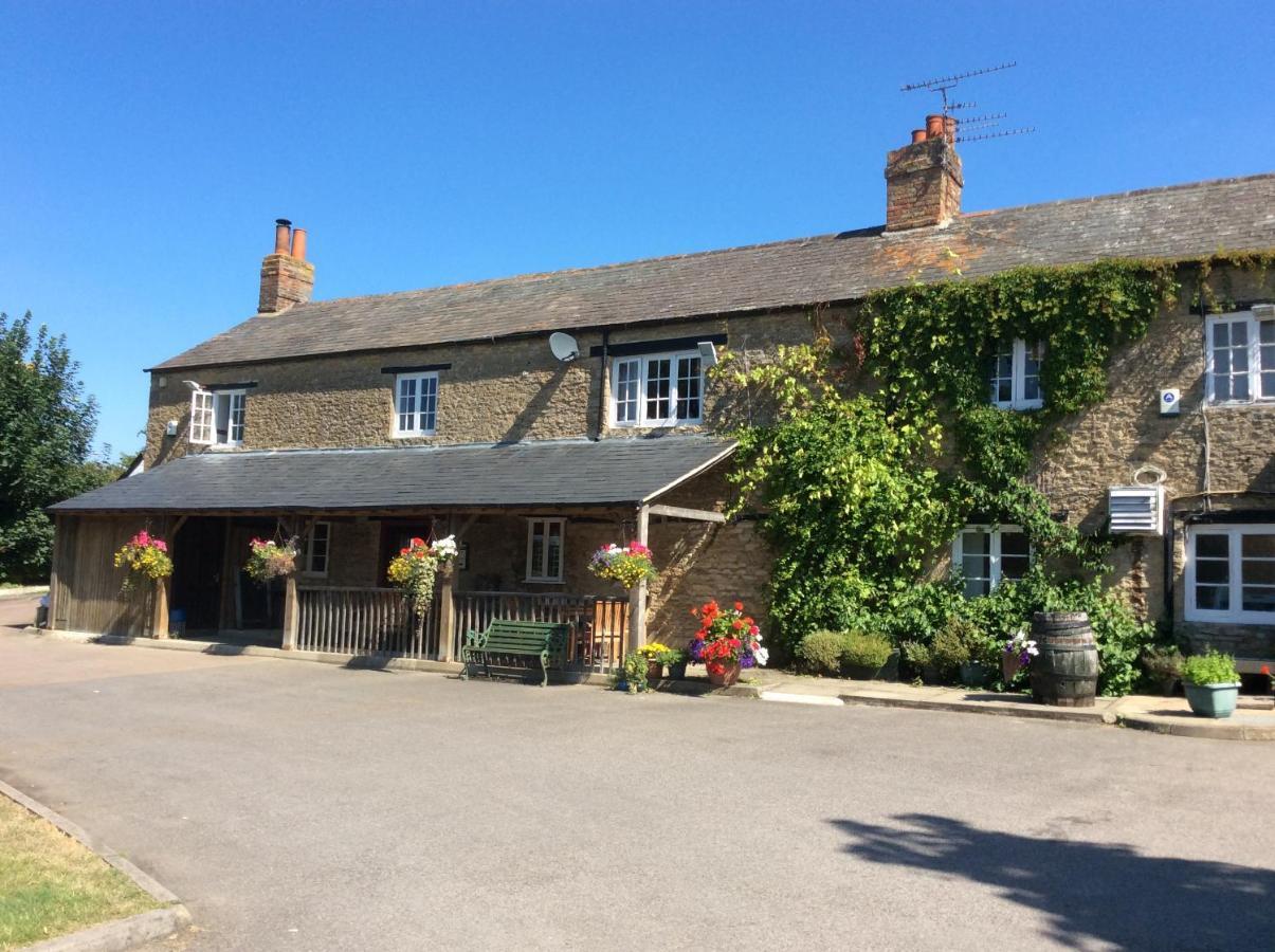 The Highwayman Hotel Kidlington Exterior photo
